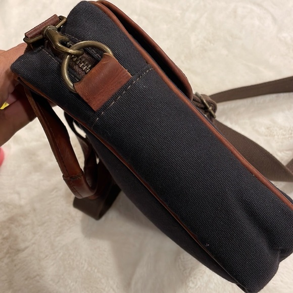 Melvill & Moon Canvas and Leather IPad Bag - Picture 3 of 12